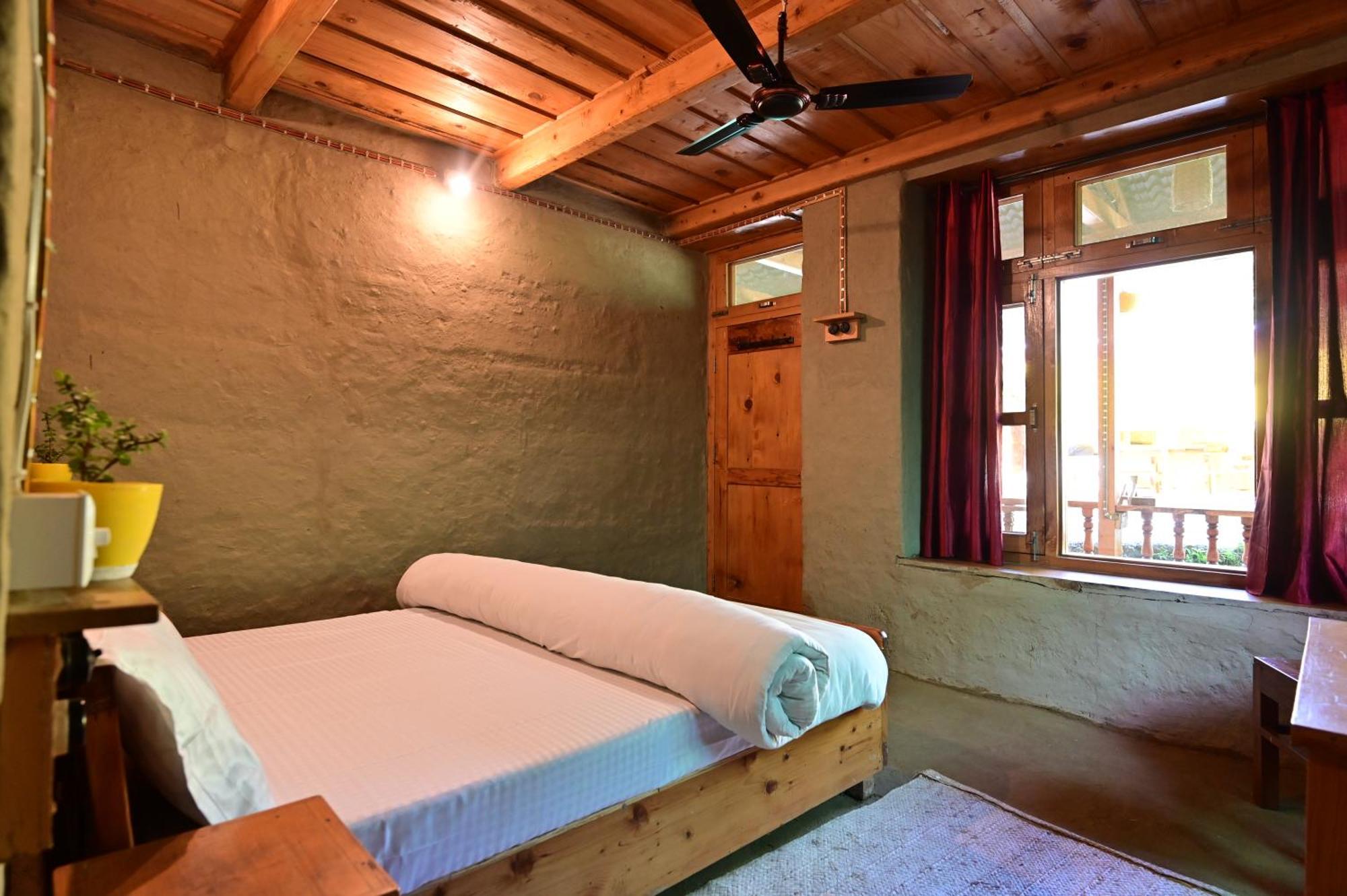 Himalayan Mud Resort Kasol Exterior foto