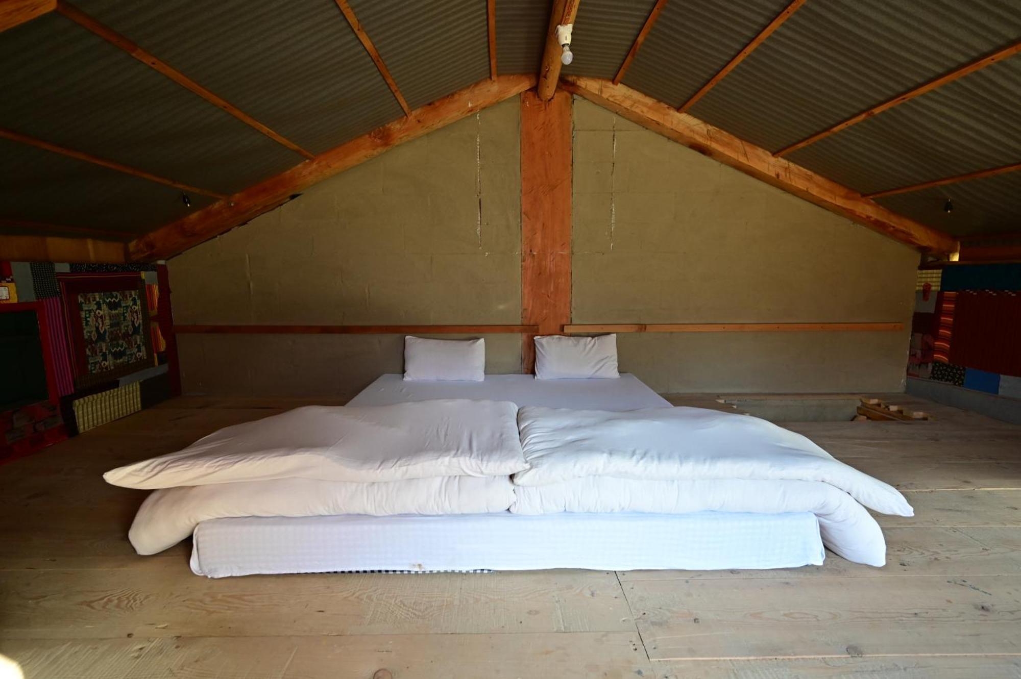 Himalayan Mud Resort Kasol Quarto foto